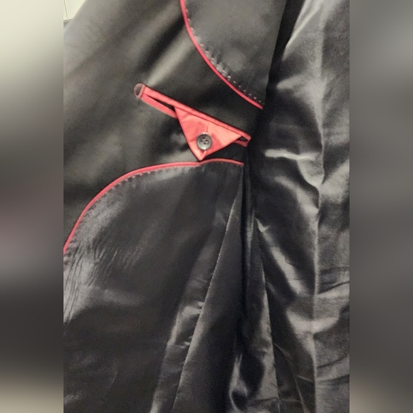 Black Jacket With Matching Red Bow Tie - Picture 13 of 14